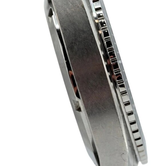 Men's 44mm Zodiac Speed Dragon Alarm Swiss Quartz Chrono Watch! Ref: ZO5504! - Picture 5 of 9